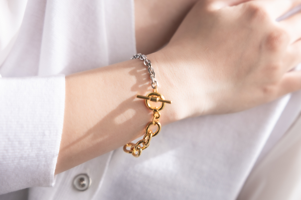 발찌 金銀雙色粗小豆鍊多個粗橢圓相連OT扣手鍊