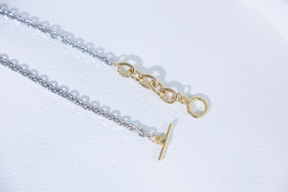 발찌 金銀雙色粗小豆鍊多個粗橢圓相連OT扣手鍊