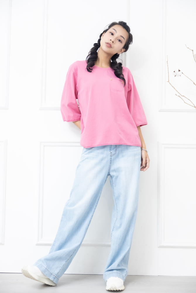 긴팔 左胸小口袋兩顆鈕扣寬版上衣 / 粉色