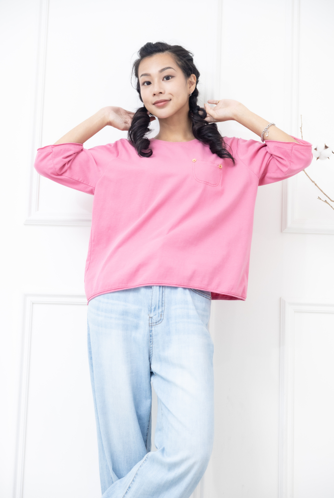 긴팔 左胸小口袋兩顆鈕扣寬版上衣 / 粉色