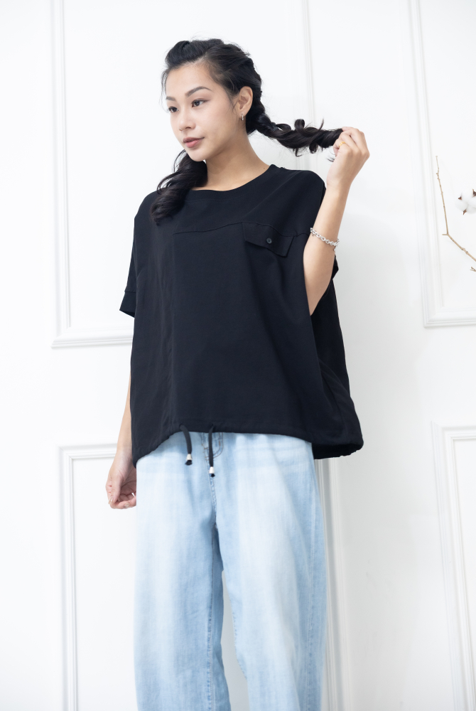 긴팔 左胸小口袋 一顆鈕扣寬版長袖上衣 / 黑色