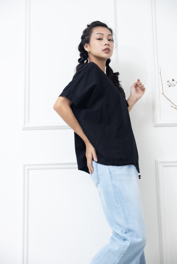 긴팔 左胸小口袋 一顆鈕扣寬版長袖上衣 / 黑色