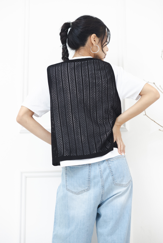 조끼 洞洞簍空全開襟背心 / 黑色