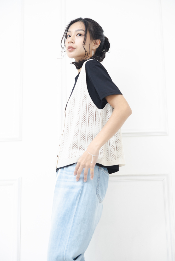 조끼 洞洞簍空全開襟背心 / 米色