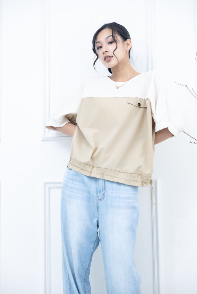 반팔 拚米色假口袋上衣 / 奶茶色