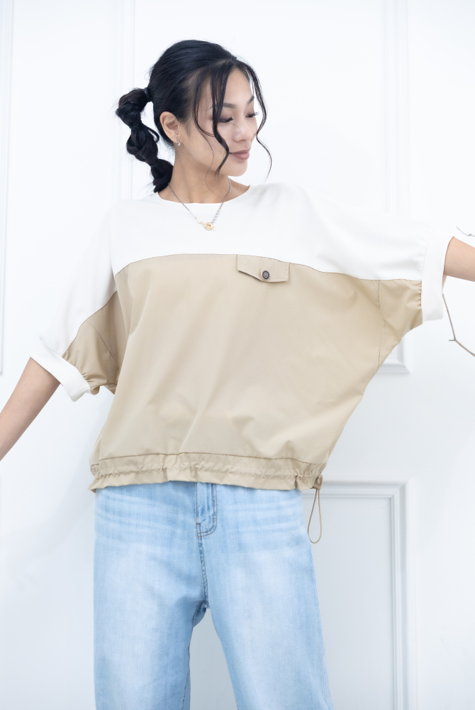 반팔 拚米色假口袋上衣 / 奶茶色