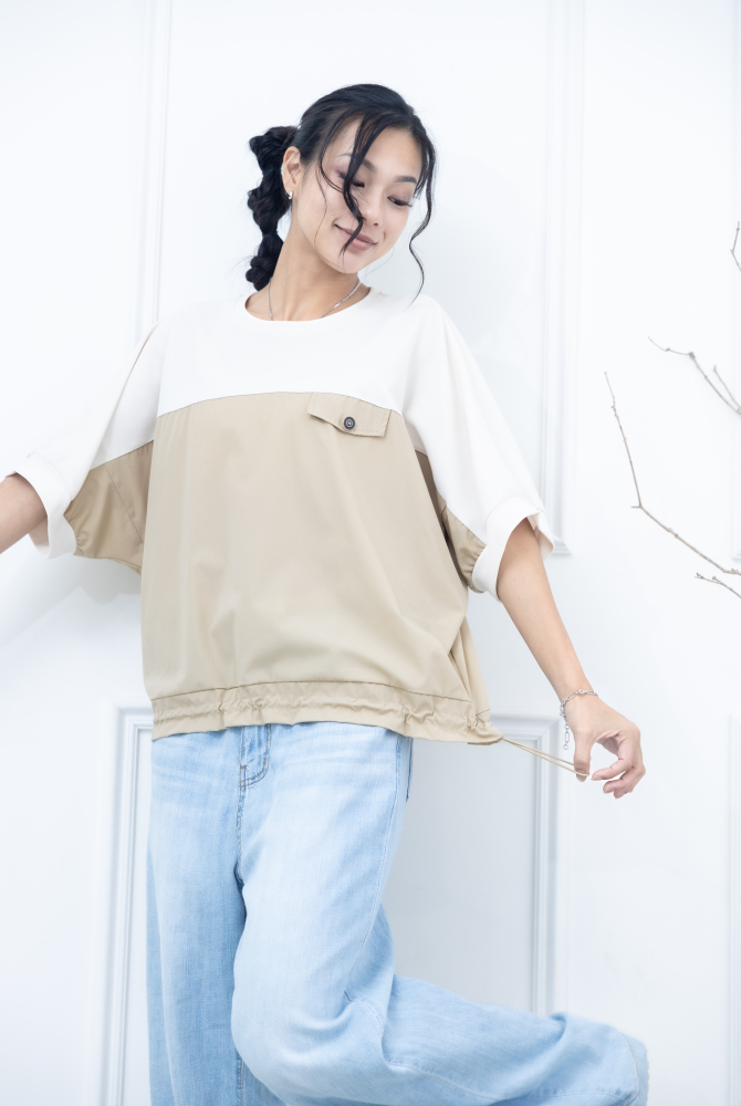 반팔 拚米色假口袋上衣 / 奶茶色