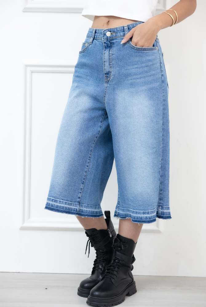 반바지 A字七分寬牛仔褲 / 藍色