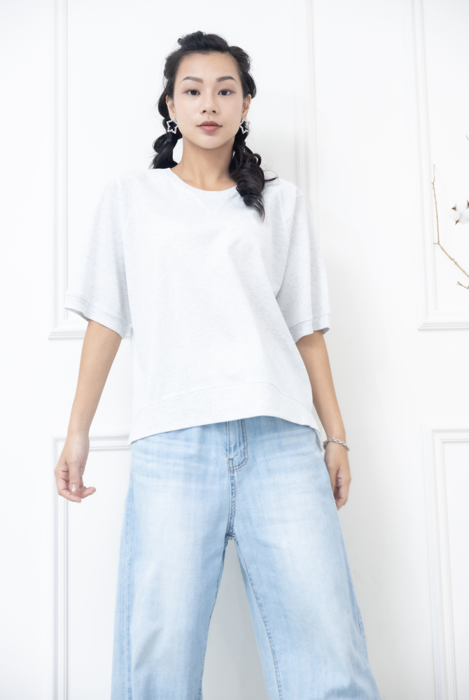 반팔 拚色寬版短袖上衣 / 灰白色