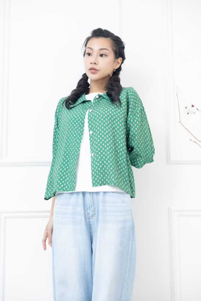 긴팔 滿版小葉子短版休閒襯衫 / 綠色
