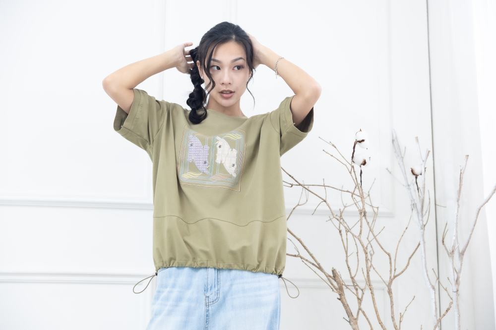 반팔 藝術畫框下擺抽繩上衣 / 綠色