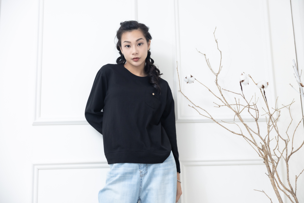 반팔 假口袋異材質拼接抽繩上衣 / 黑色