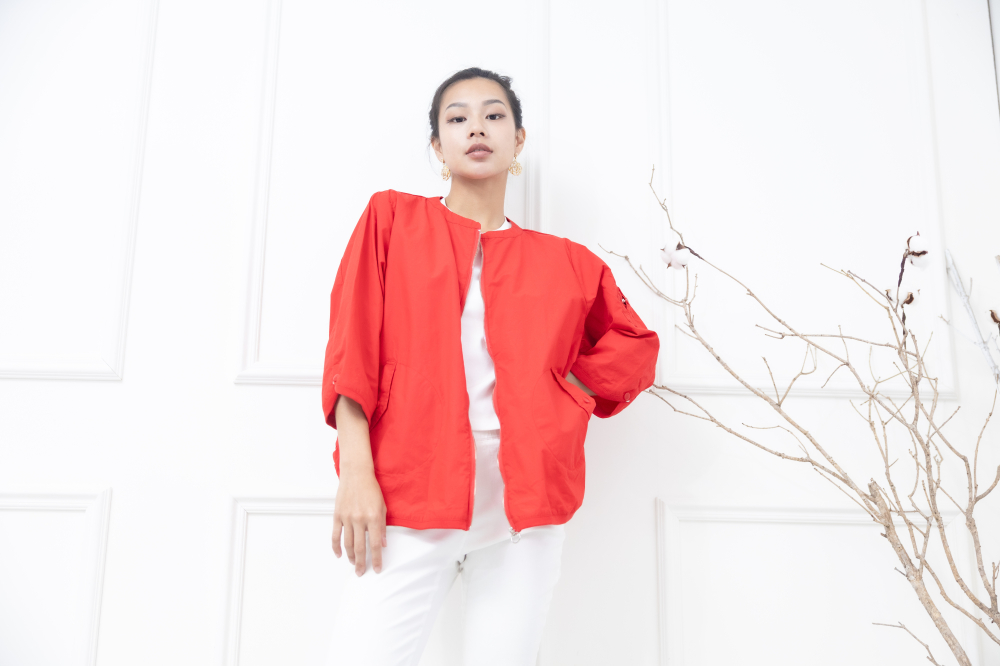 코트 圓環拉鍊皮革標七分袖外套 / 紅色