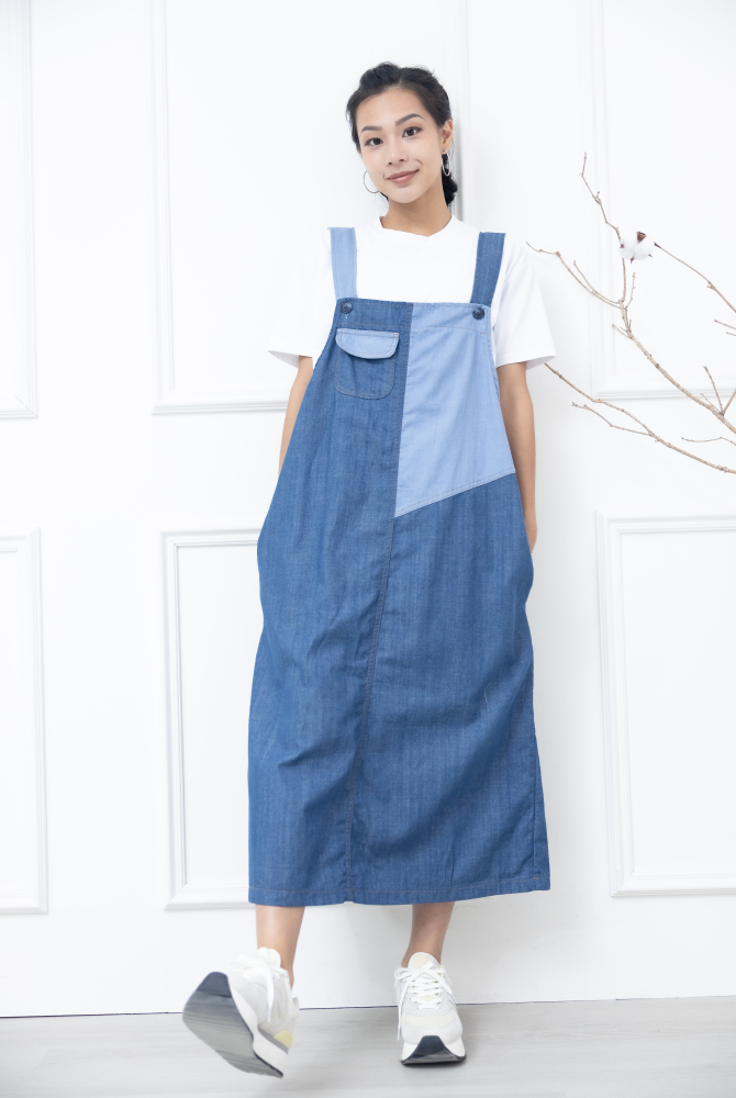 원피스 淺藍色拼布牛仔吊帶裙 / 藍色