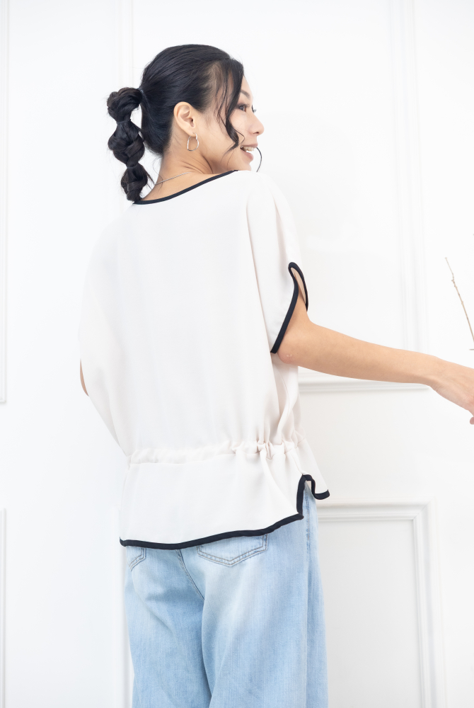 반팔 黑邊氣質拼接上衣 / 米色