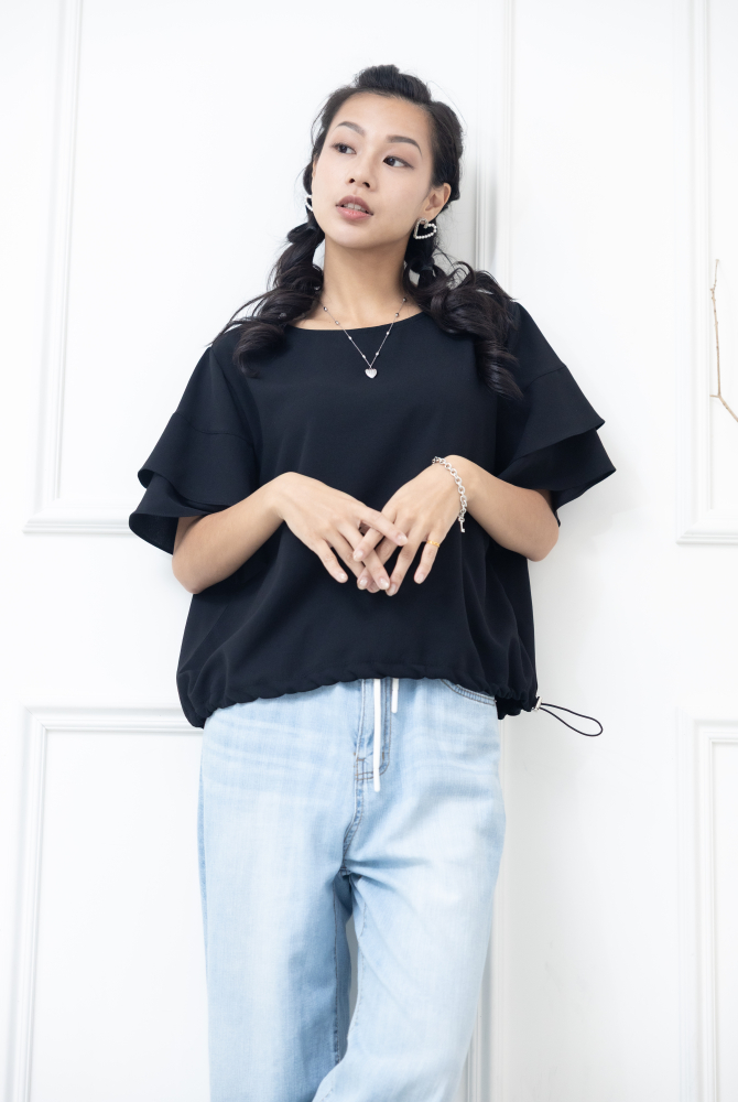 반팔荷葉袖素T上衣/ 黑色
