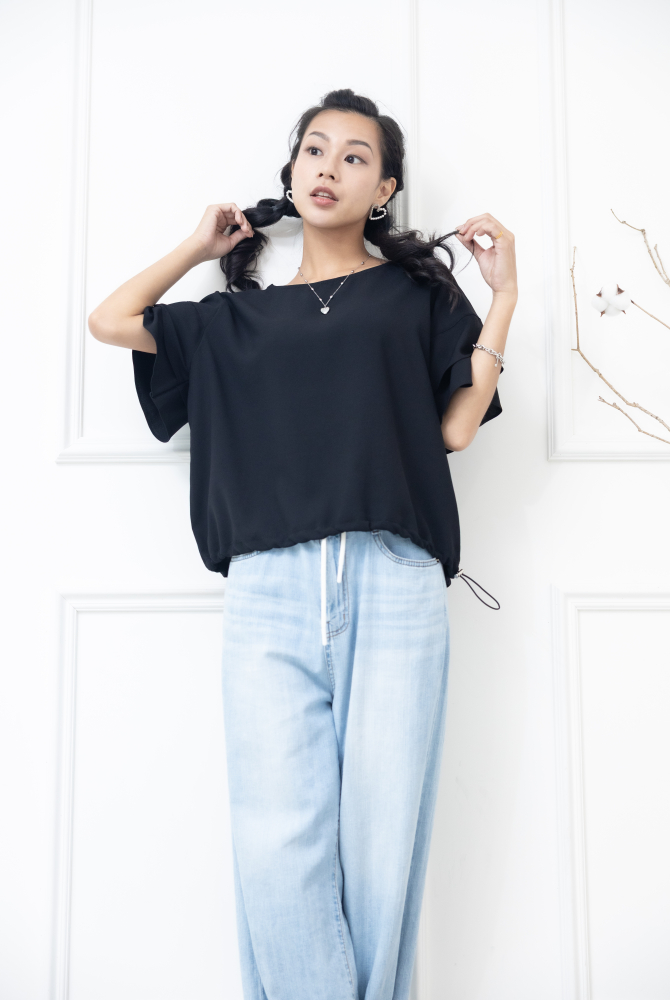 반팔荷葉袖素T上衣/ 黑色