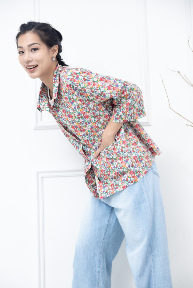 반팔 多彩花繪襯衫/ 紅色