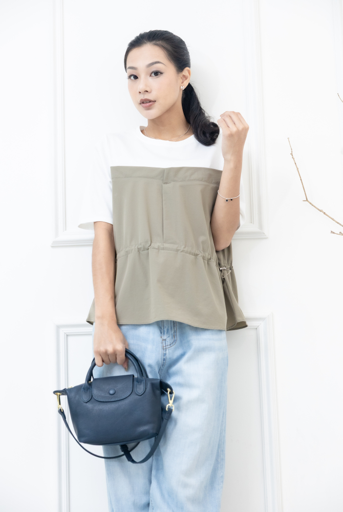 반팔白拼卡其抽繩上衣/ 卡其色