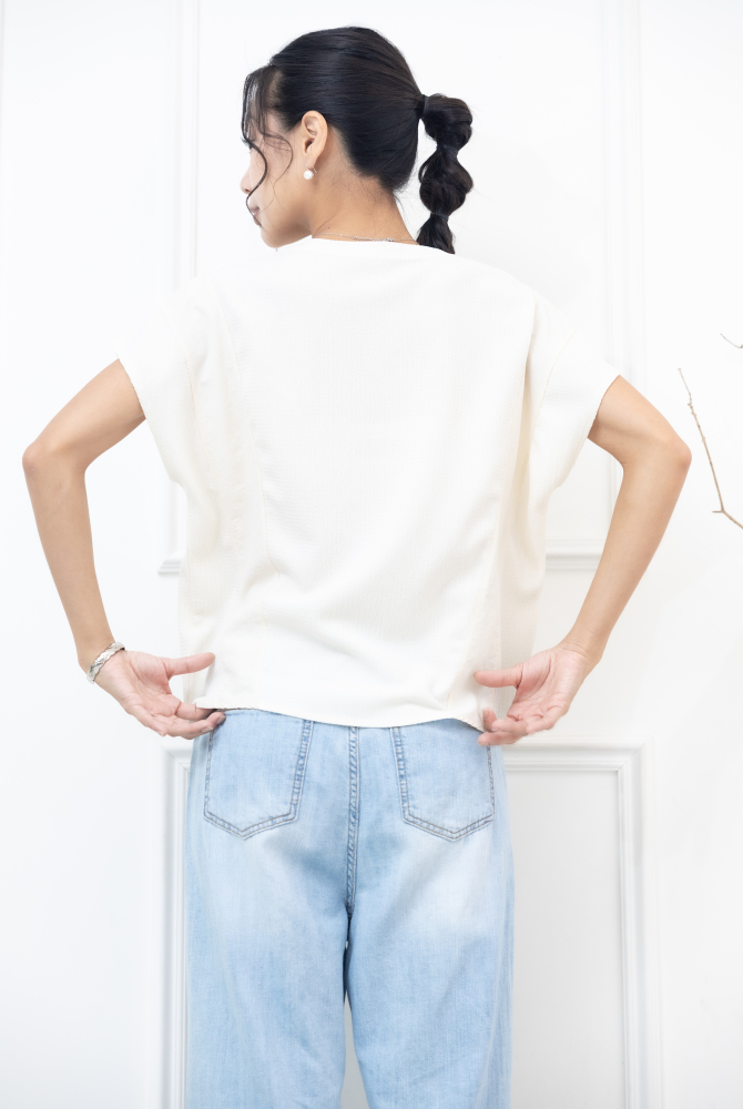 반팔 米色壓紋拼接小蓋袖上衣/ 米色