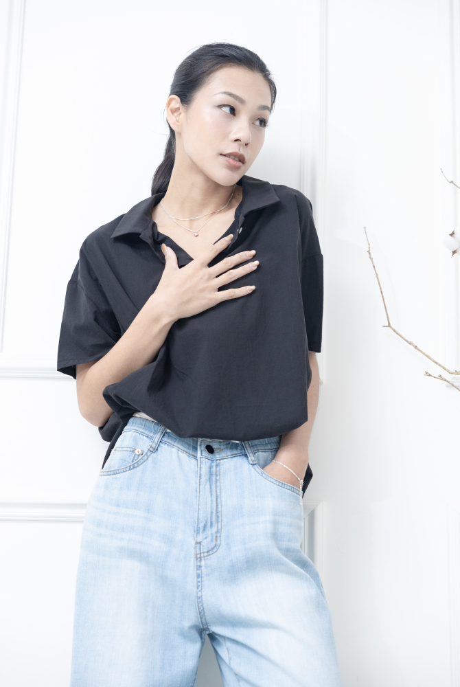 반팔 翻領半開襟衫/ 黑色