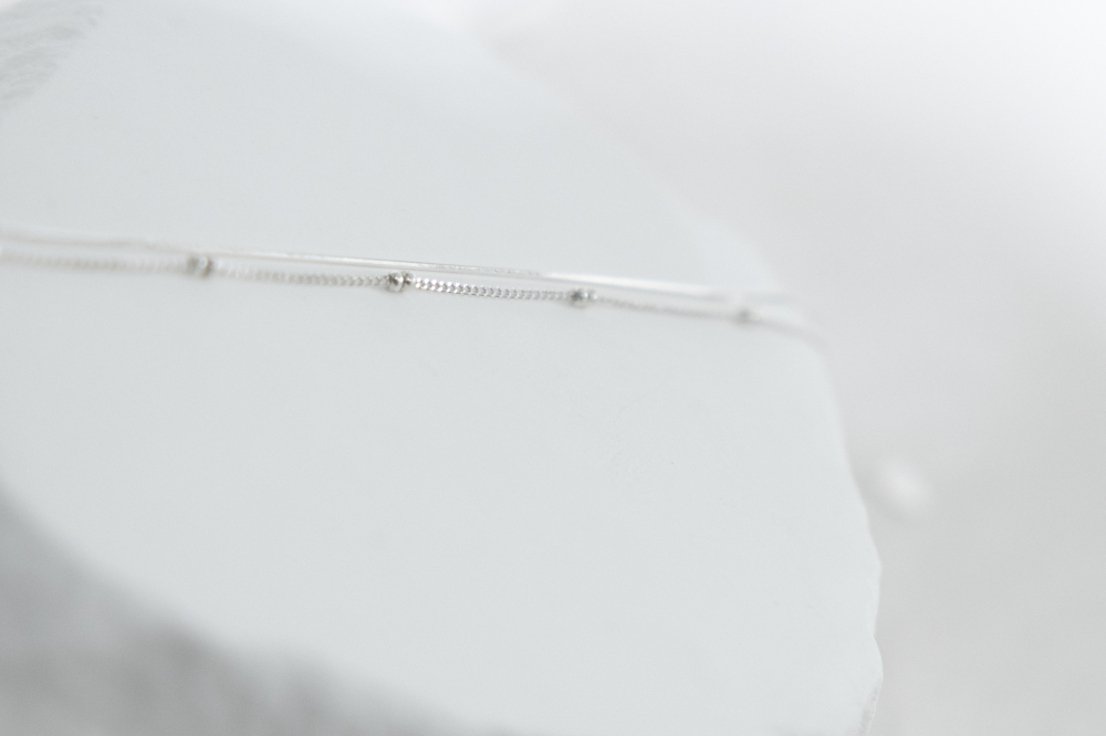 팔찌 小珠珠墜飾手鍊 / 銀色