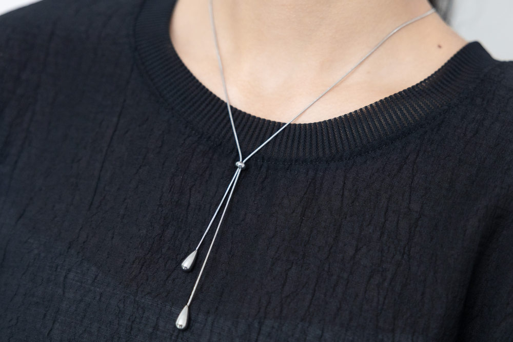 목걸이  可調節水滴項鍊 長項鍊 / 銀色