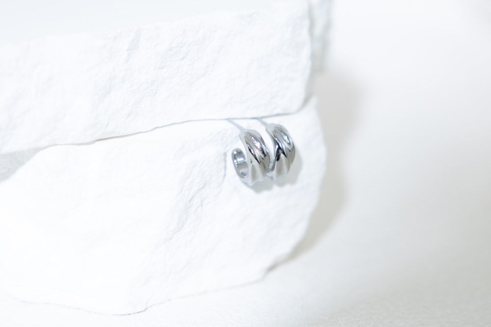 귀걸이  月牙耳環  / 銀色