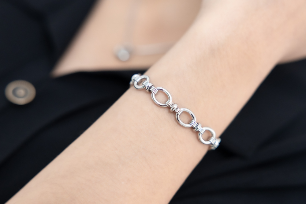 팔찌 雕刻鍊圈手鍊 / 銀色