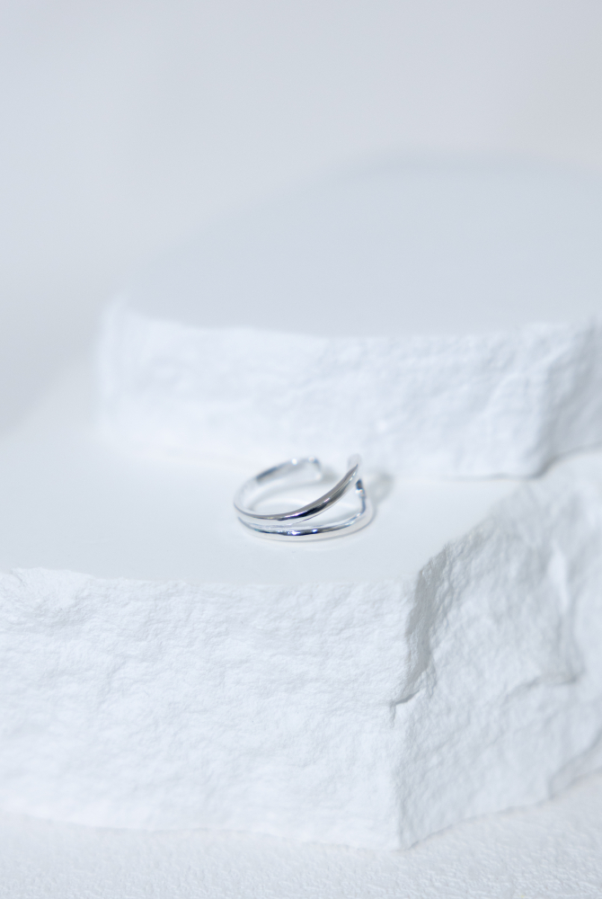 반지   單圈流線 開口式 戒指 / 銀色