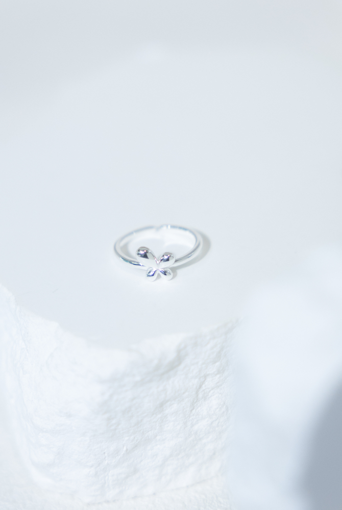 반지  蝴蝶戒指 開口式 戒指/ 銀色