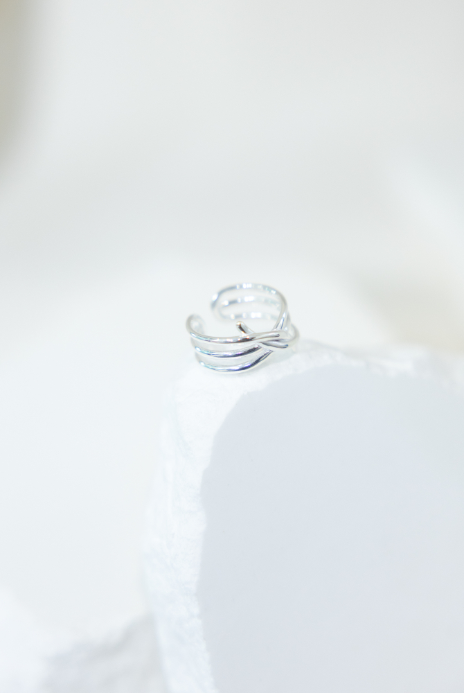 반지  多股纏繞設計 開口式 戒指 / 銀色