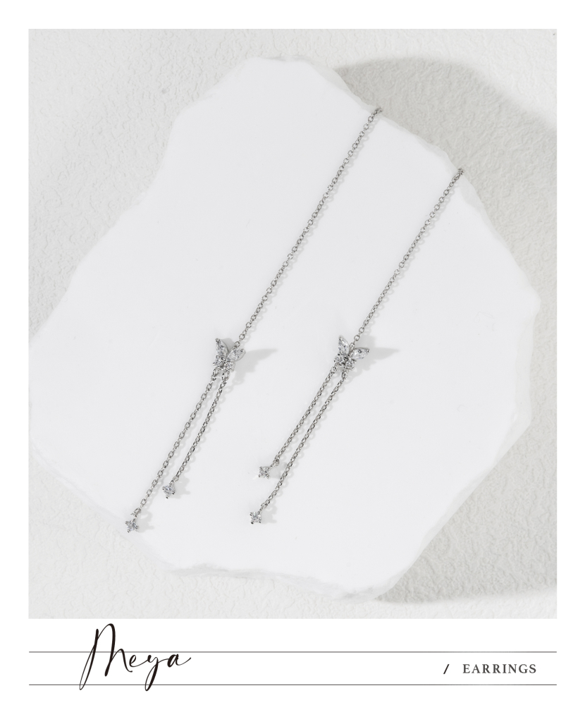 귀걸이 蝶影垂墜耳環 / 銀色