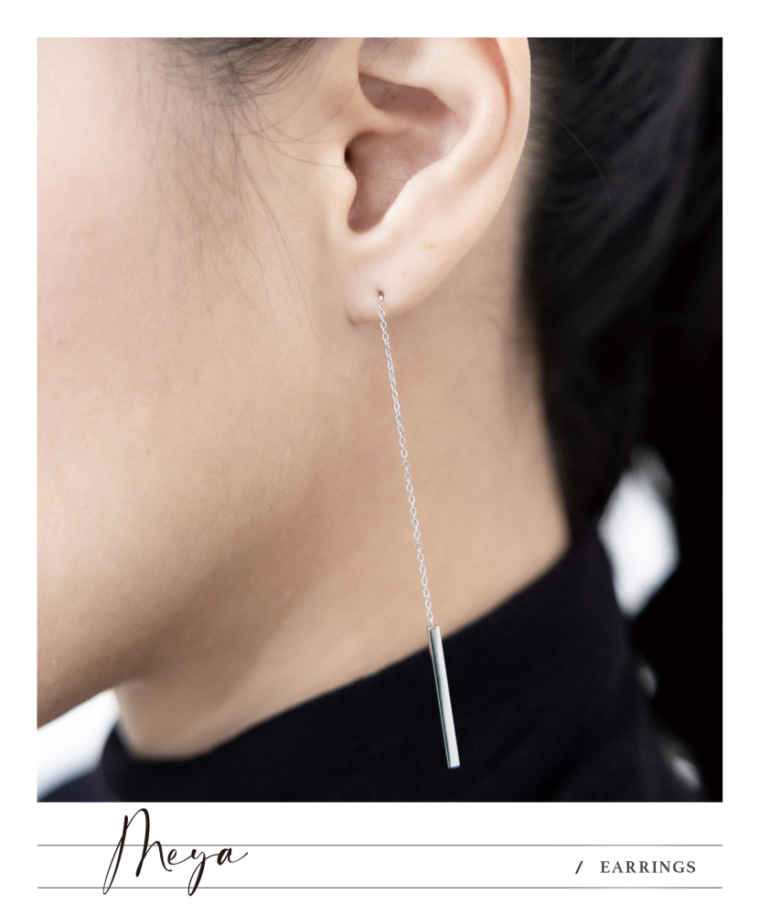 細小豆鏈接長方柱體 垂墜式耳環/銀色
