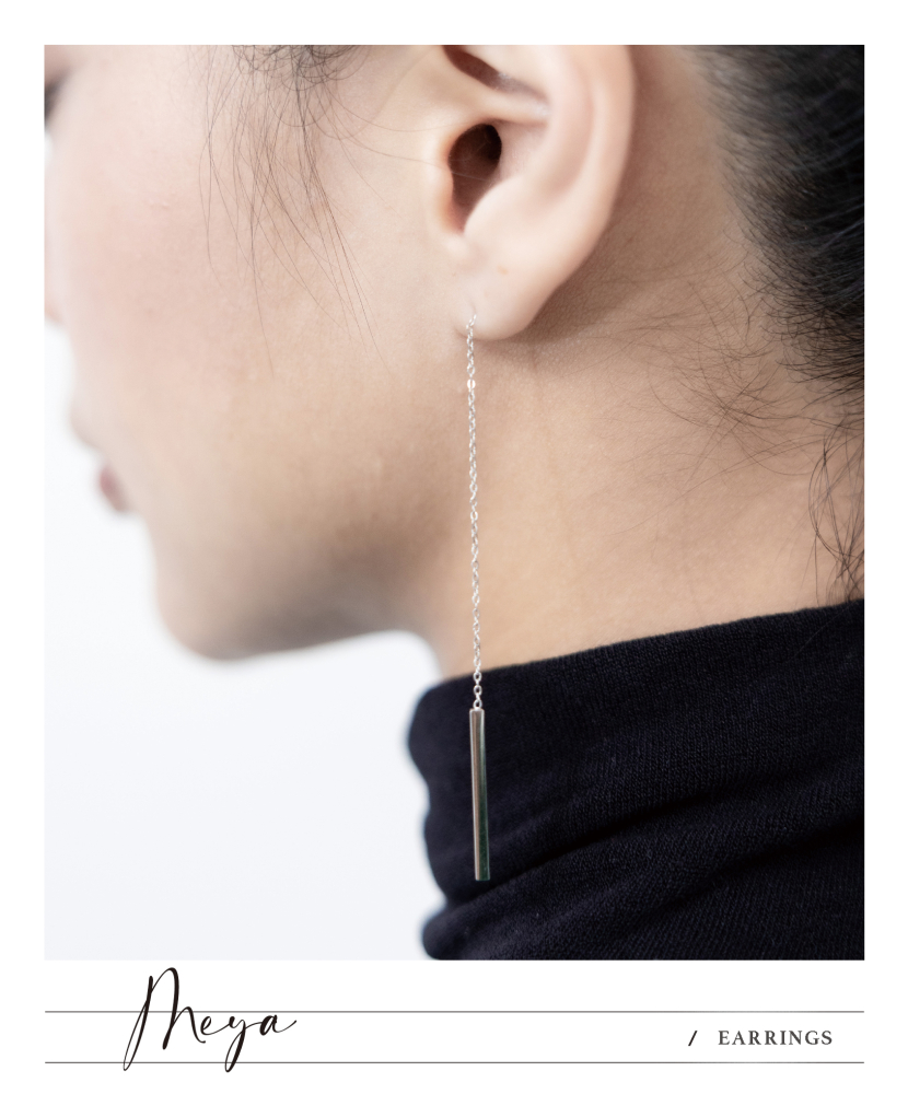 細小豆鏈接長方柱體 垂墜式耳環/銀色