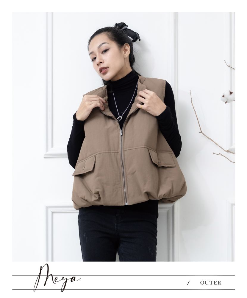 工裝圓領鋪棉背心外套 / 淺卡其色