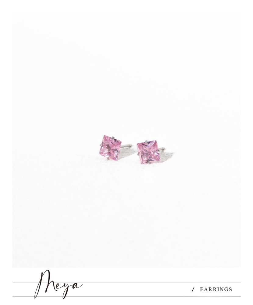 粉色方形貼耳大鋯石 耳環／粉色