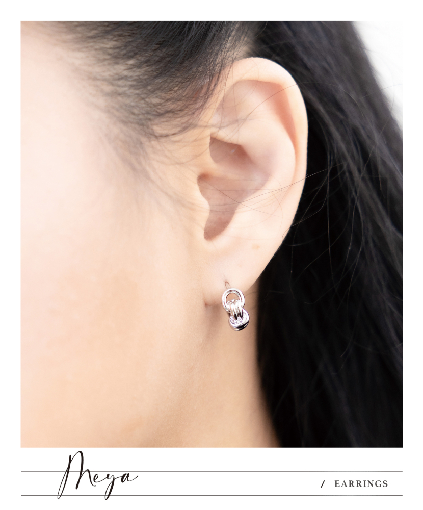 童軍結圈型耳環 / 銀色