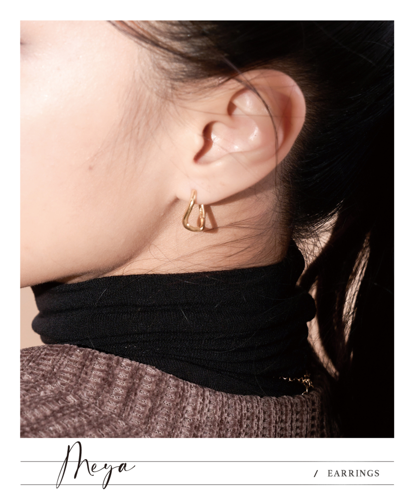 凹凸橢圓圈型耳環 / 金色