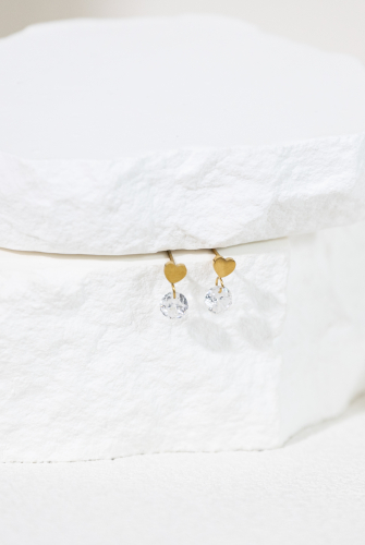 귀걸이 愛心墜鋯石垂墜耳環 / 金色